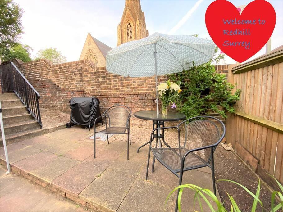 Apartmán Redhill Town Centre 3 Bed House Near Gatwick Airport, Easy Commute To London Exteriér fotografie