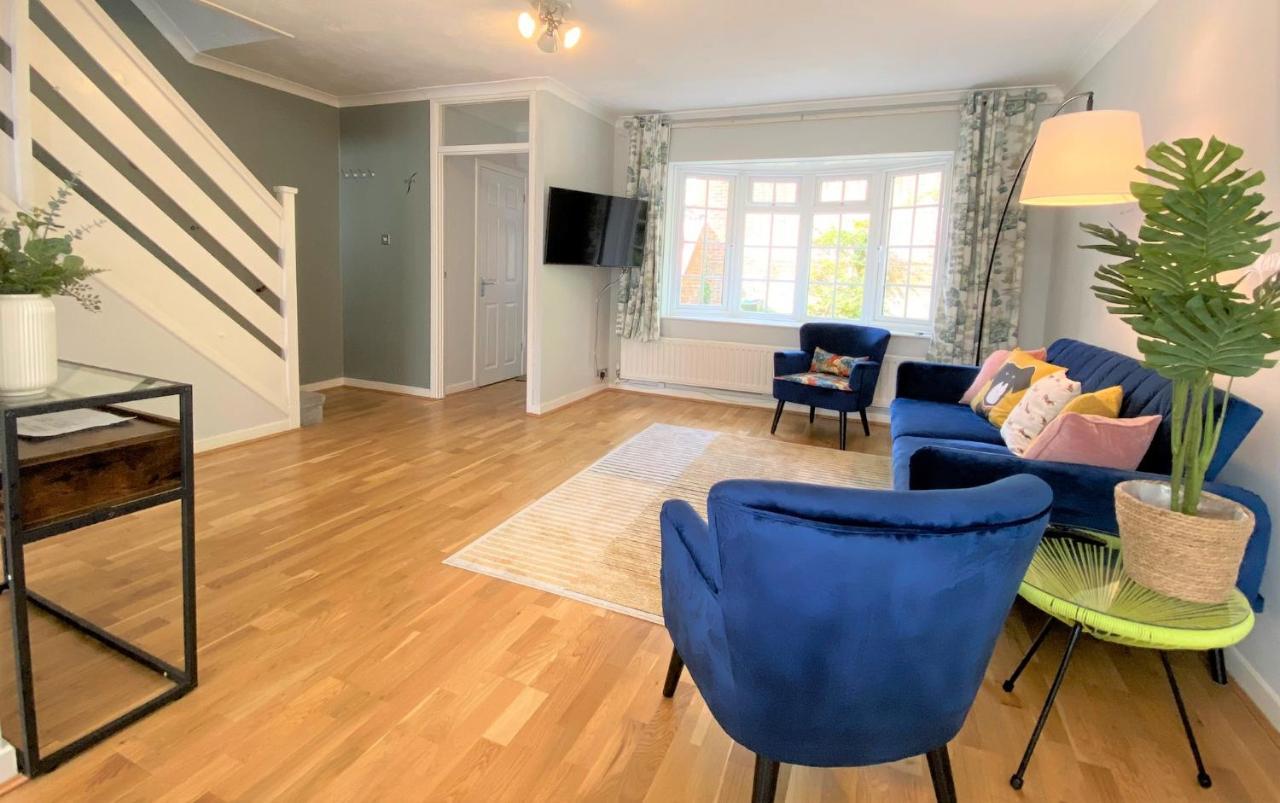 Apartmán Redhill Town Centre 3 Bed House Near Gatwick Airport, Easy Commute To London Exteriér fotografie